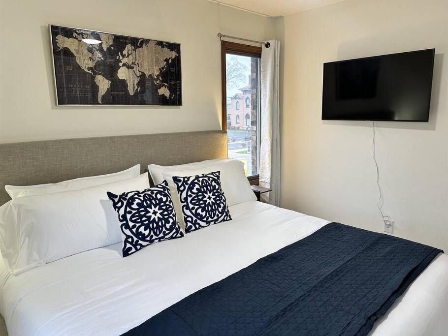 Capital Suite On 6Th Street - King Bed / Downtown! Спрингфийлд Екстериор снимка